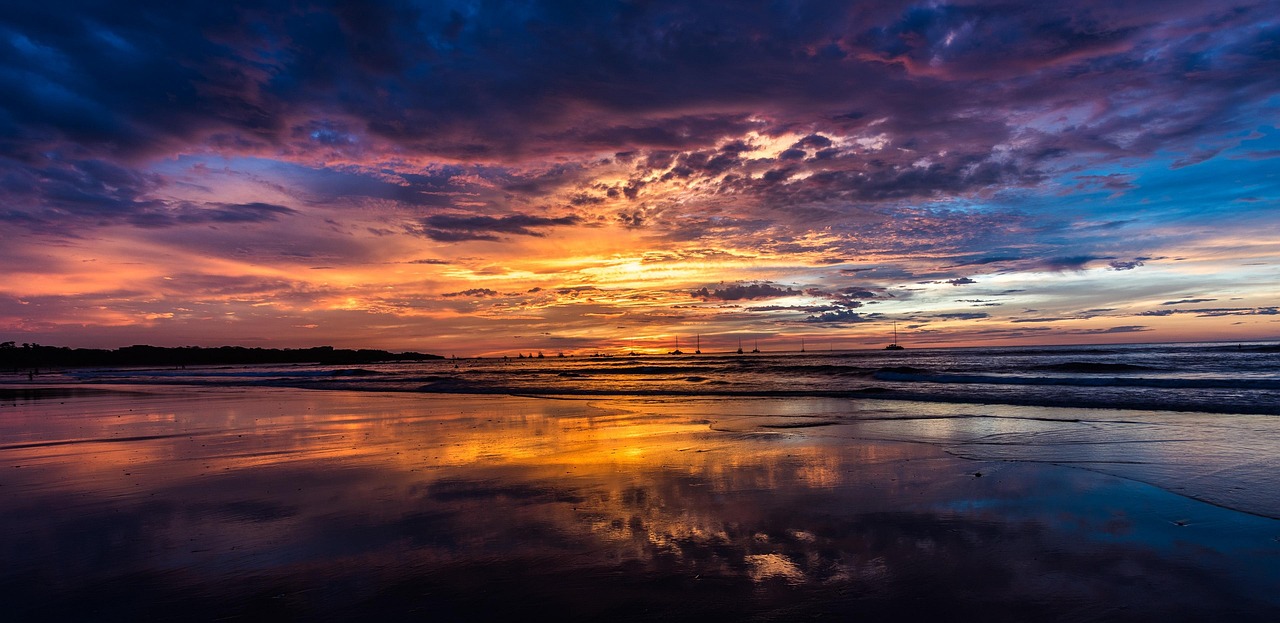 Sunset beach scene on the Costa Rica coast
